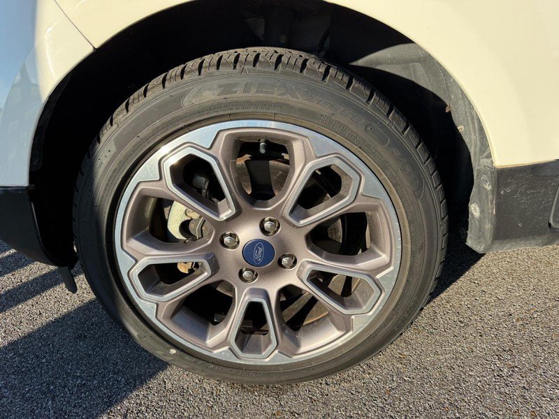 Used 2021 Ford EcoSport Titanium FWD image 2
