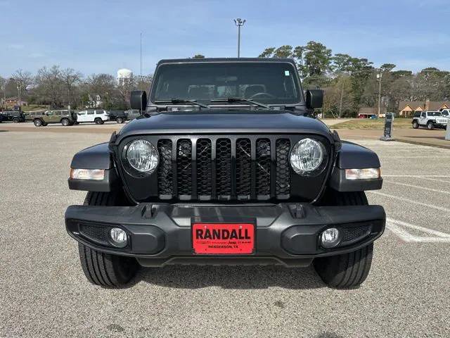 Certified 2022 Jeep Gladiator Sport image 2