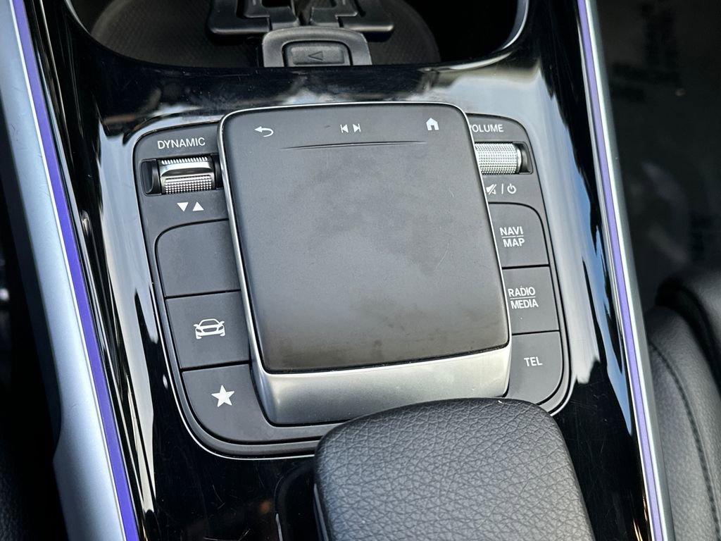 Used 2023 Mercedes-Benz GLB 250 4MATIC image 34