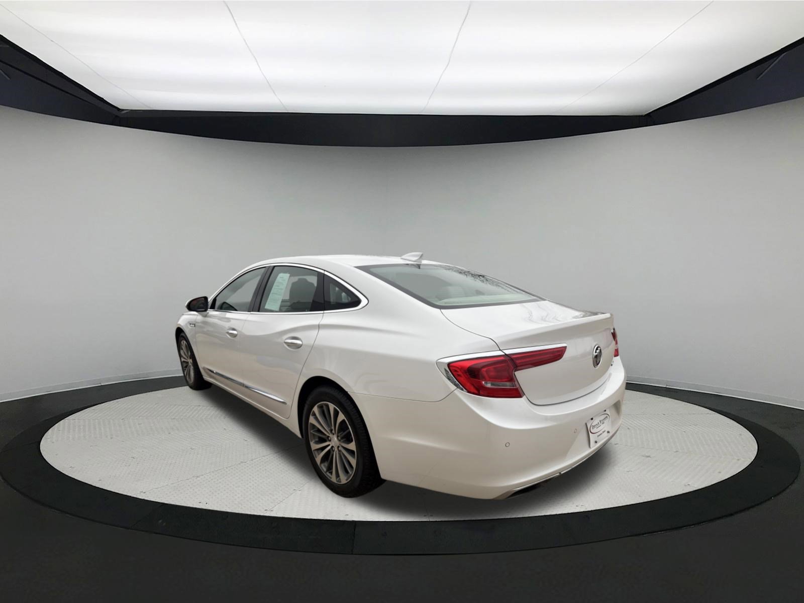 Used 2019 Buick LaCrosse Essence w/ Sun and Shade Package image 5