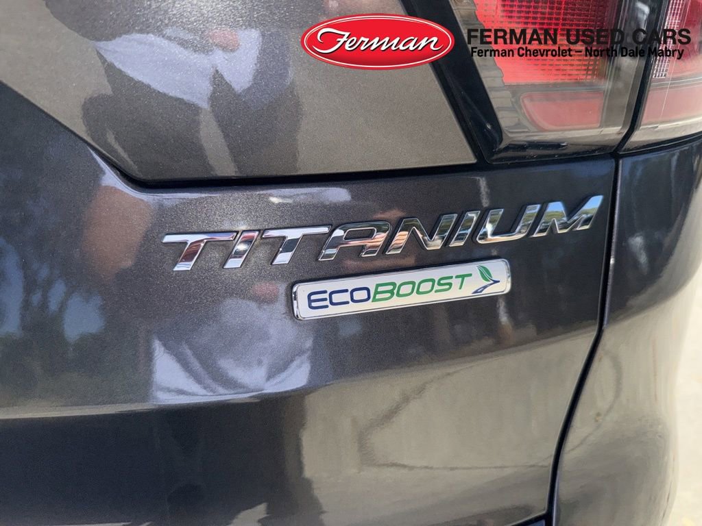 Used 2017 Ford Escape Titanium image 10