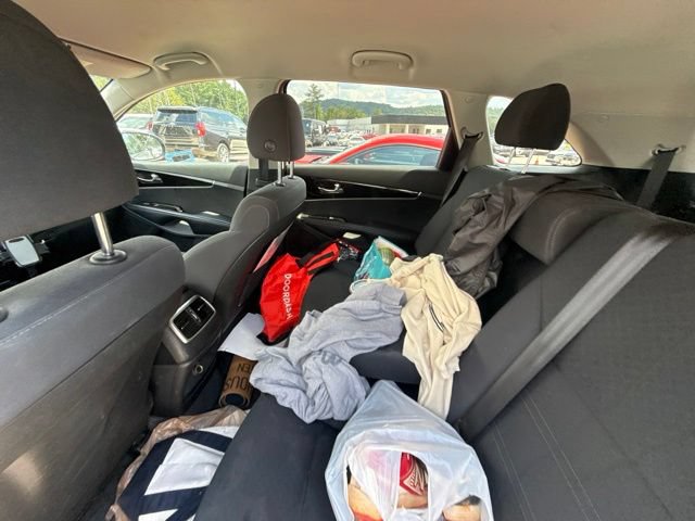 Used 2019 Kia Sorento L FWD image 36