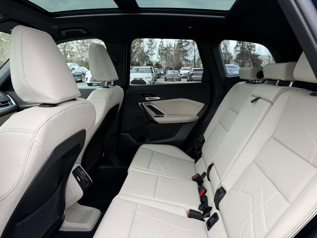 Used 2023 BMW X1 xDrive28i w/ Convenience Package image 15