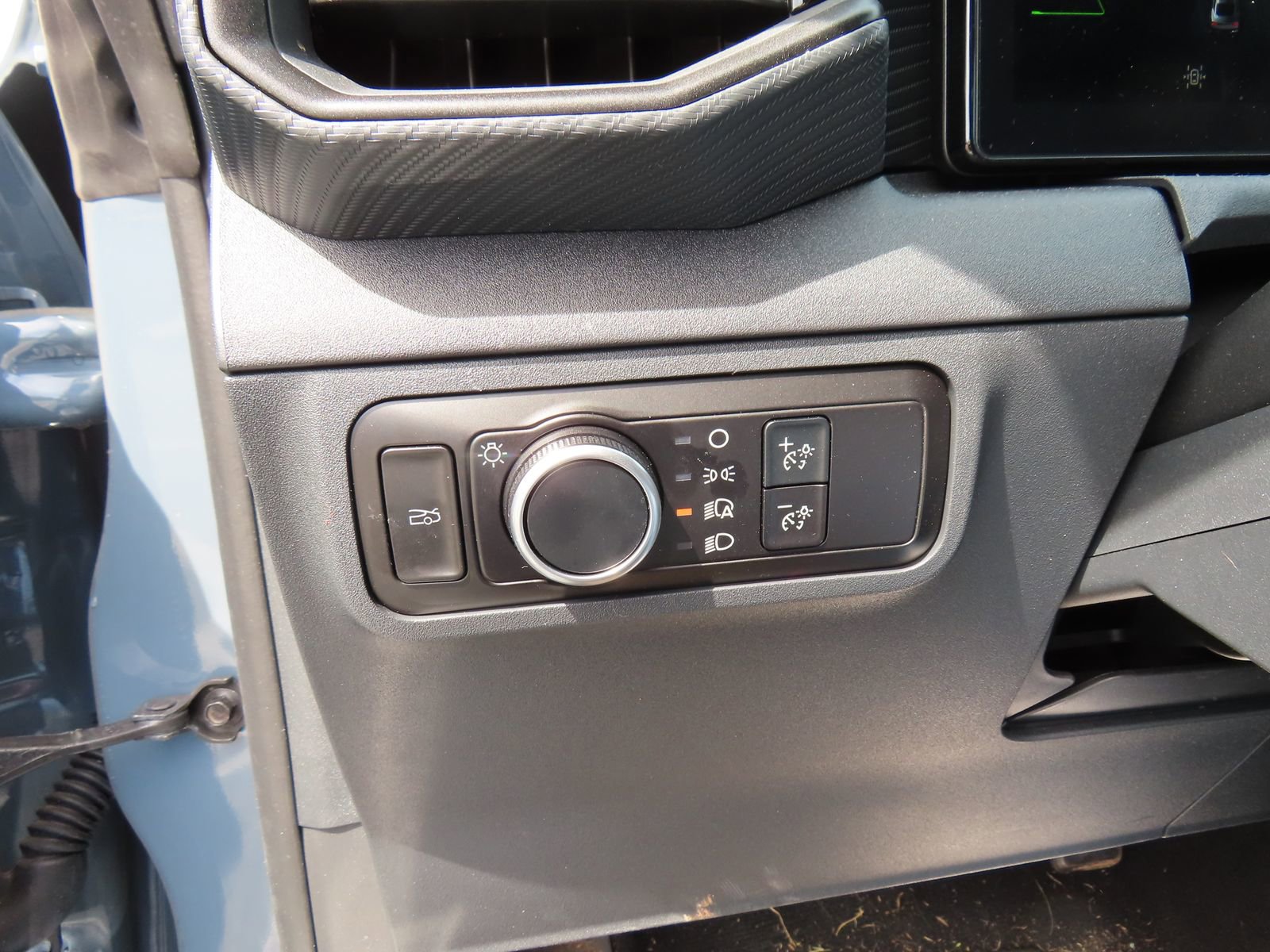 Used 2024 Ford Mustang EcoBoost image 14