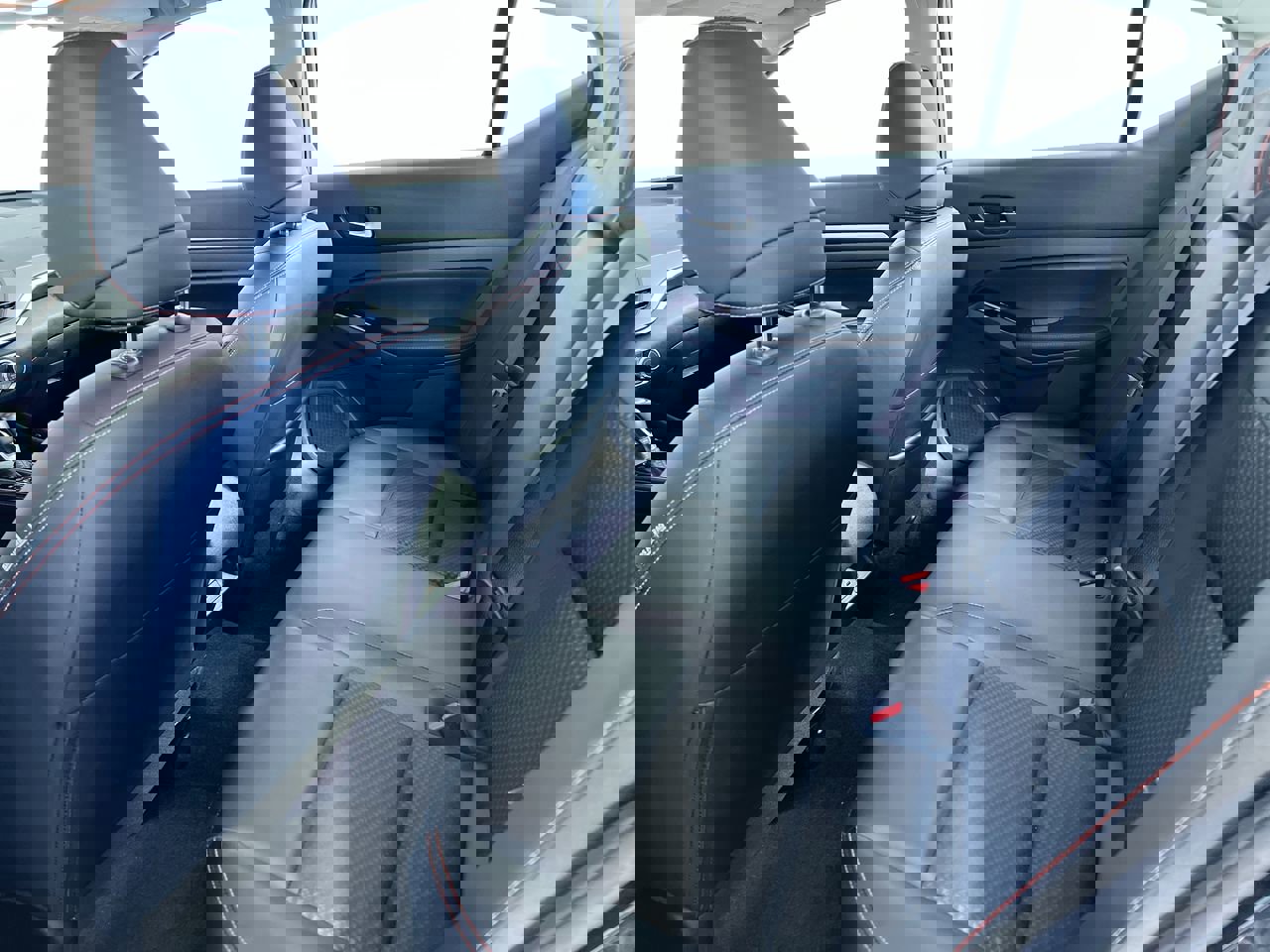 Used 2025 Nissan Altima 2.5 SR image 26