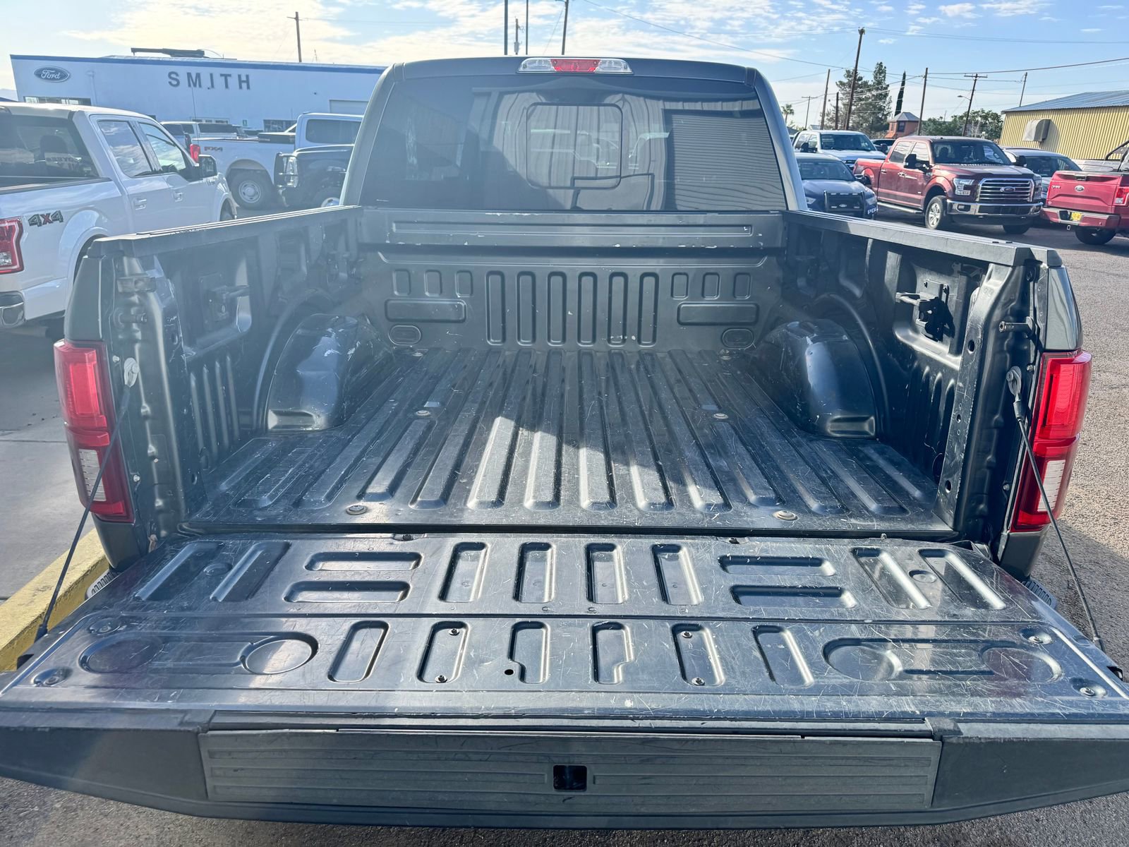 Used 2020 Ford F150 Lariat AWD/4WD image 24