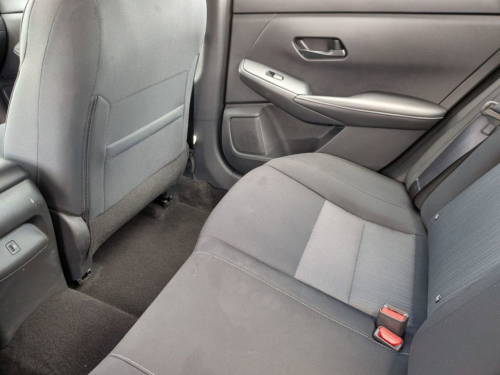 Certified 2025 Nissan Sentra SV FWD image 32
