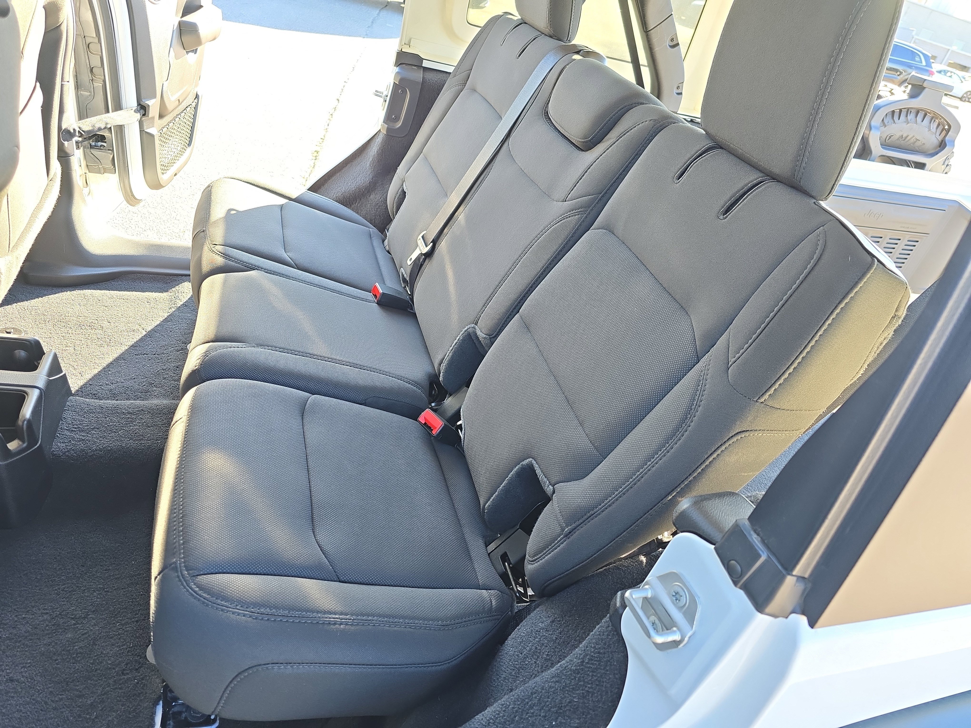 Used 2021 Jeep Wrangler Unlimited Willys image 13