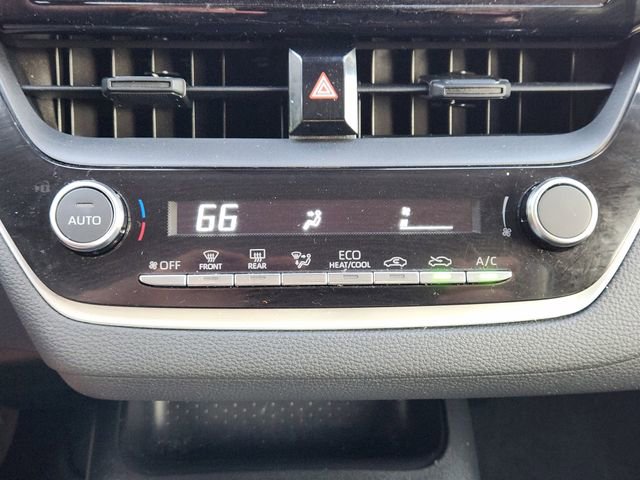 Used 2025 Toyota Corolla LE image 17