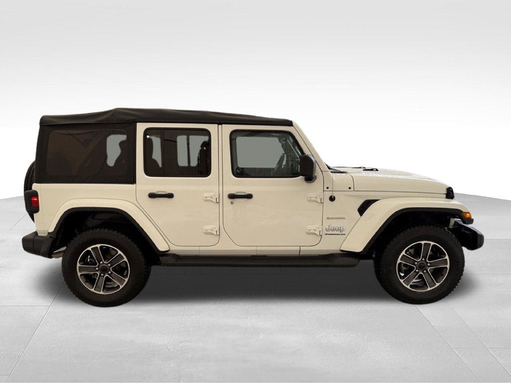 Used 2023 Jeep Wrangler Unlimited Sahara AWD/4WD image 7