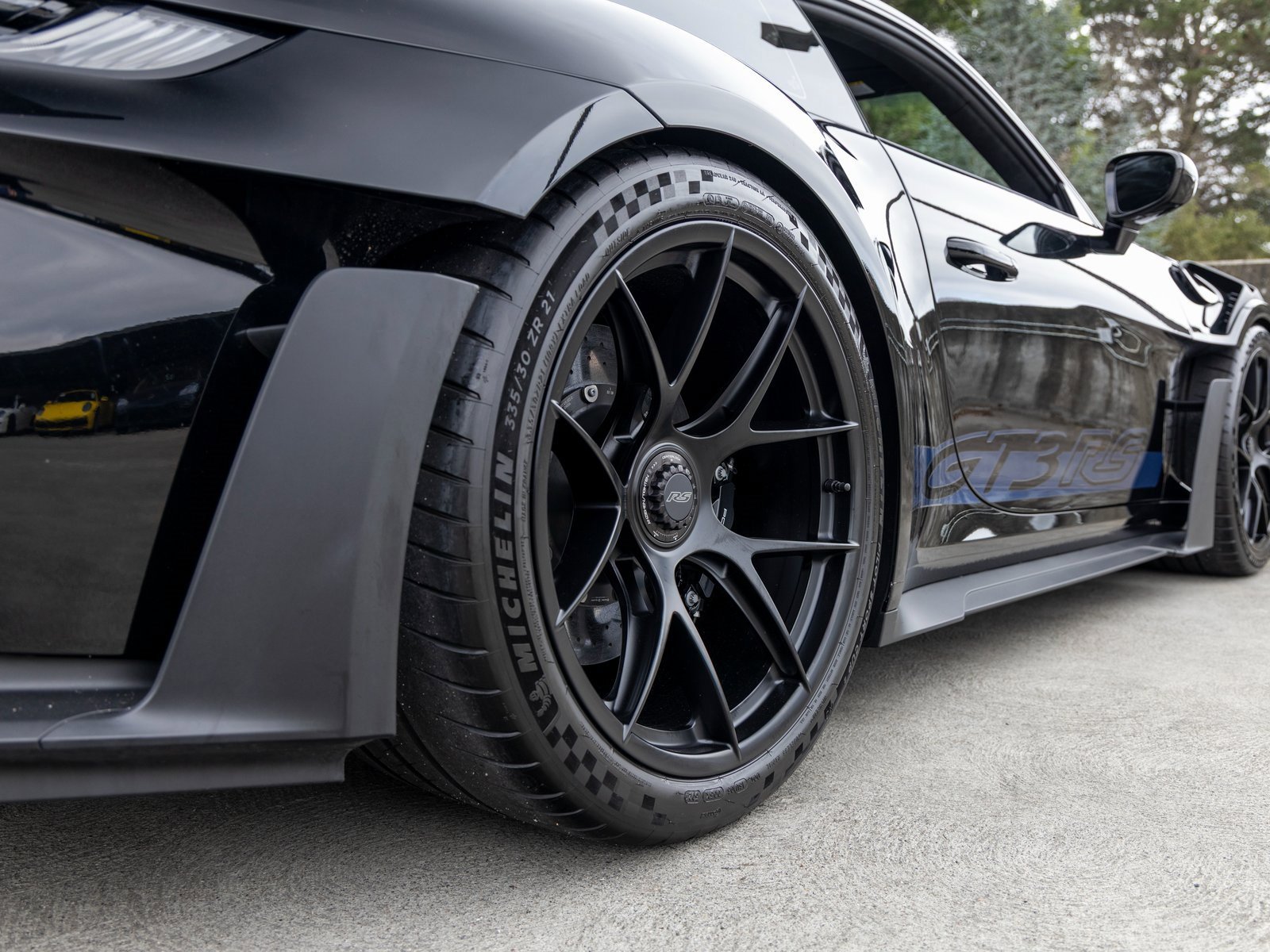 Certified 2025 Porsche 911 GT3 RS image 13