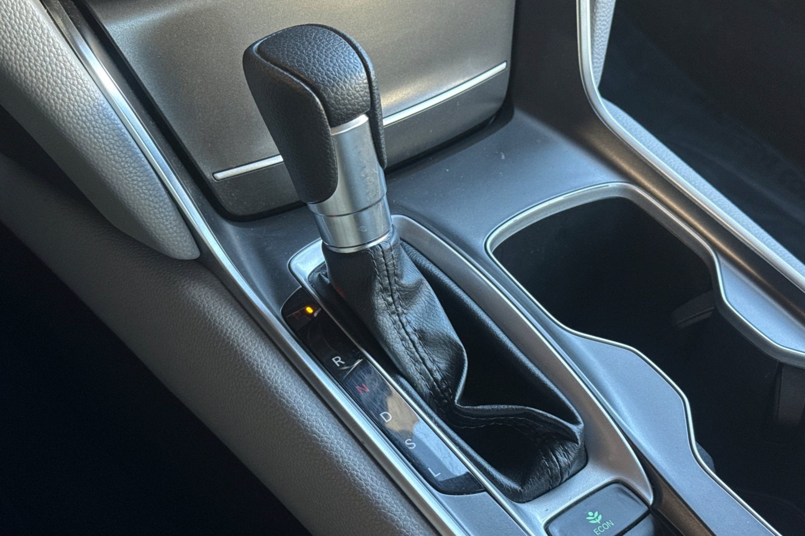Used 2020 Honda Accord EX image 18
