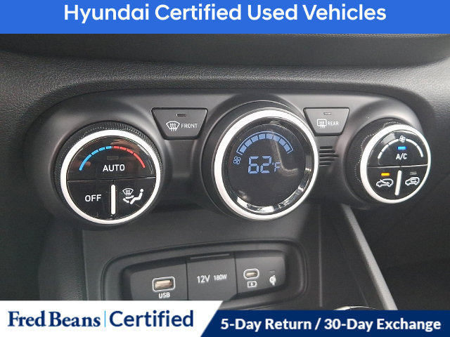 Used 2023 Hyundai Venue Limited FWD image 25