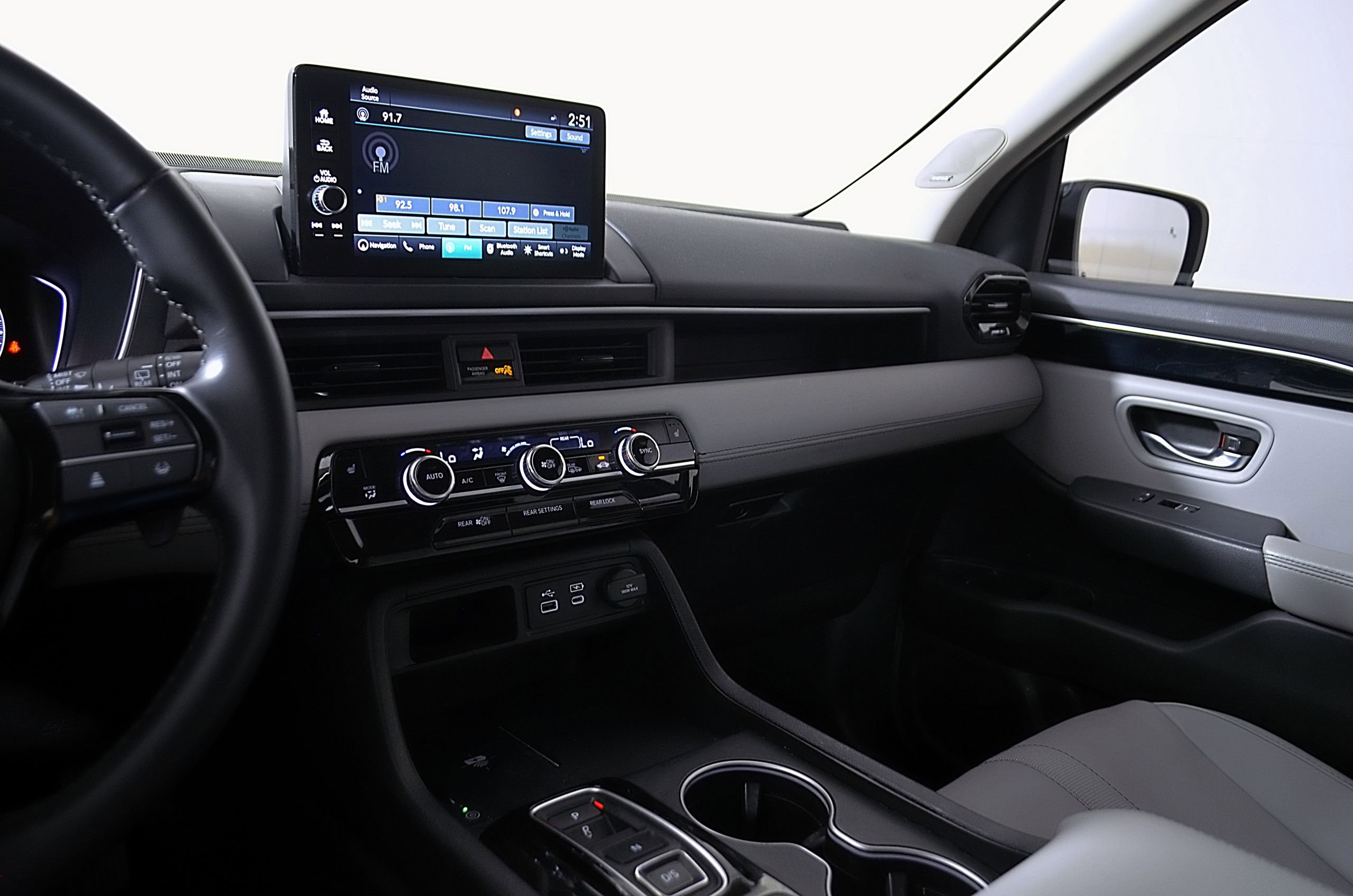 Used 2025 Honda Pilot Touring image 33