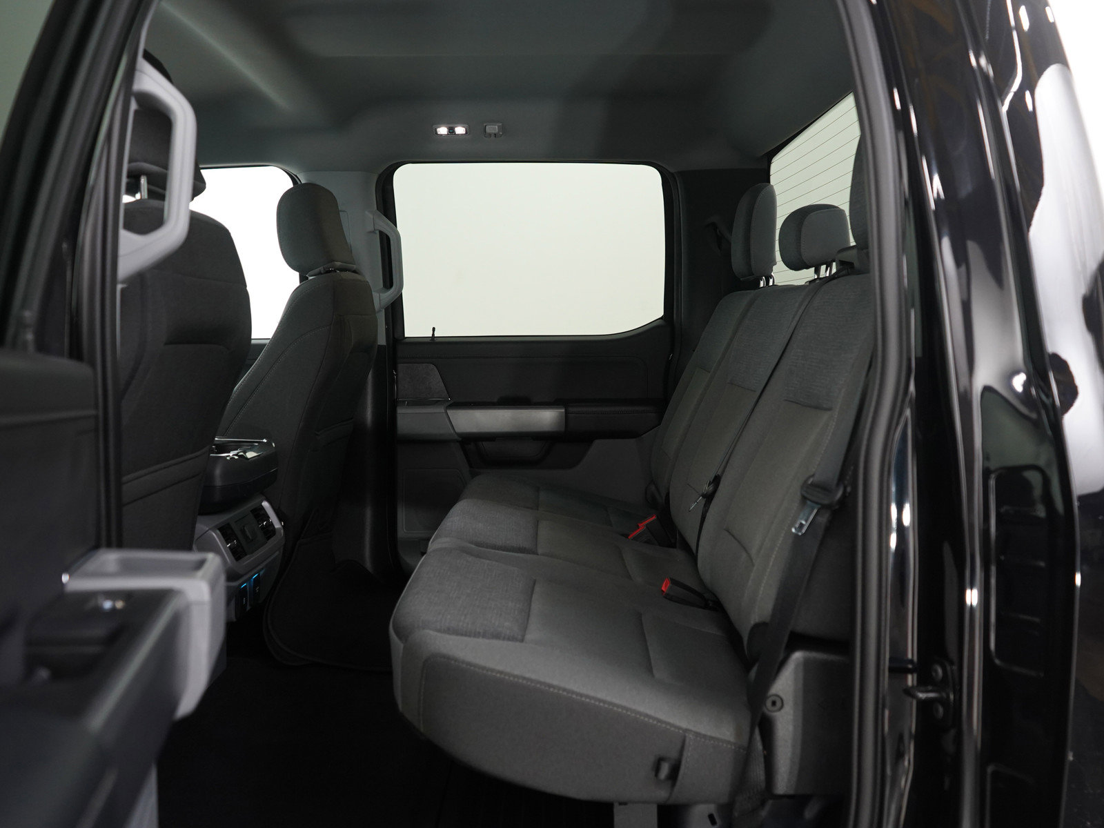 Used 2024 Ford F150 XLT w/ Mobile Office Package image 17