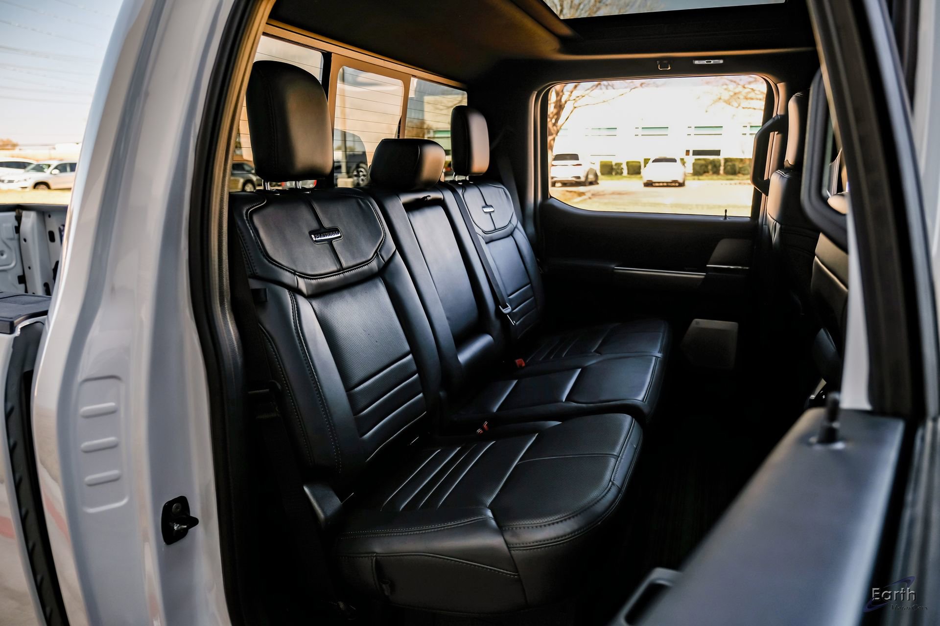 Used 2026 Ford F450 Platinum w/ FX4 Off-Road Package image 96