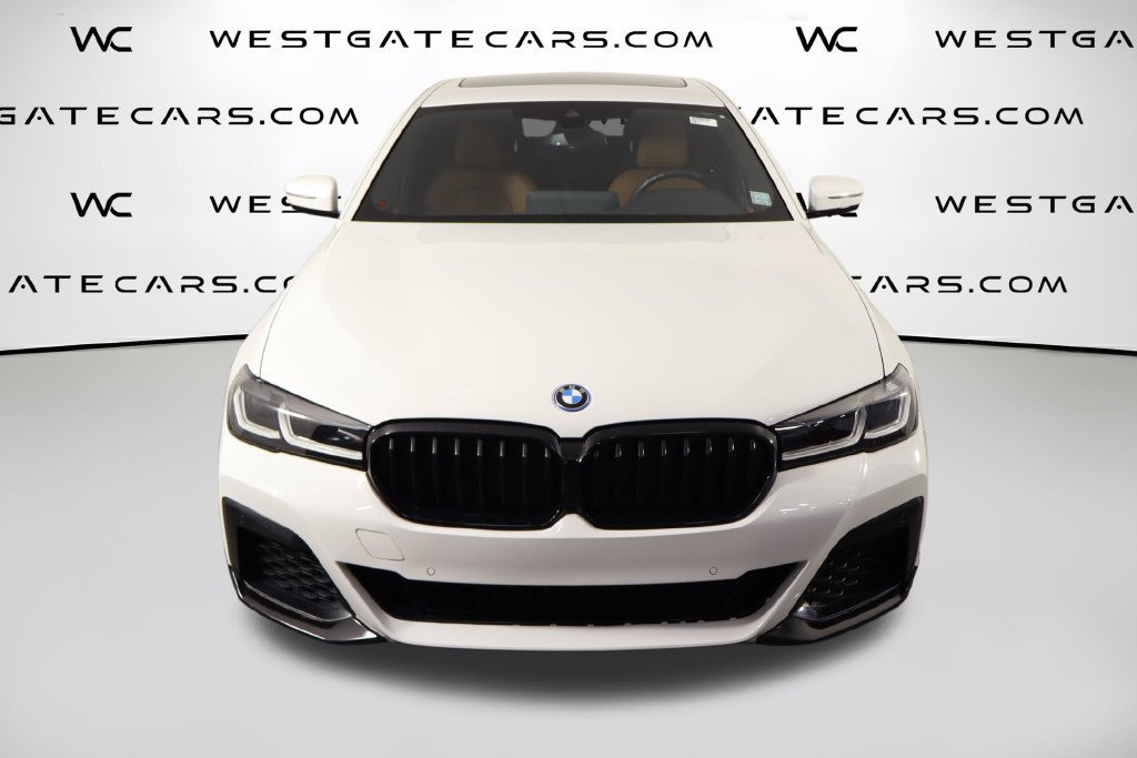Used 2023 BMW 530e w/ M Sport Package RWD image 2