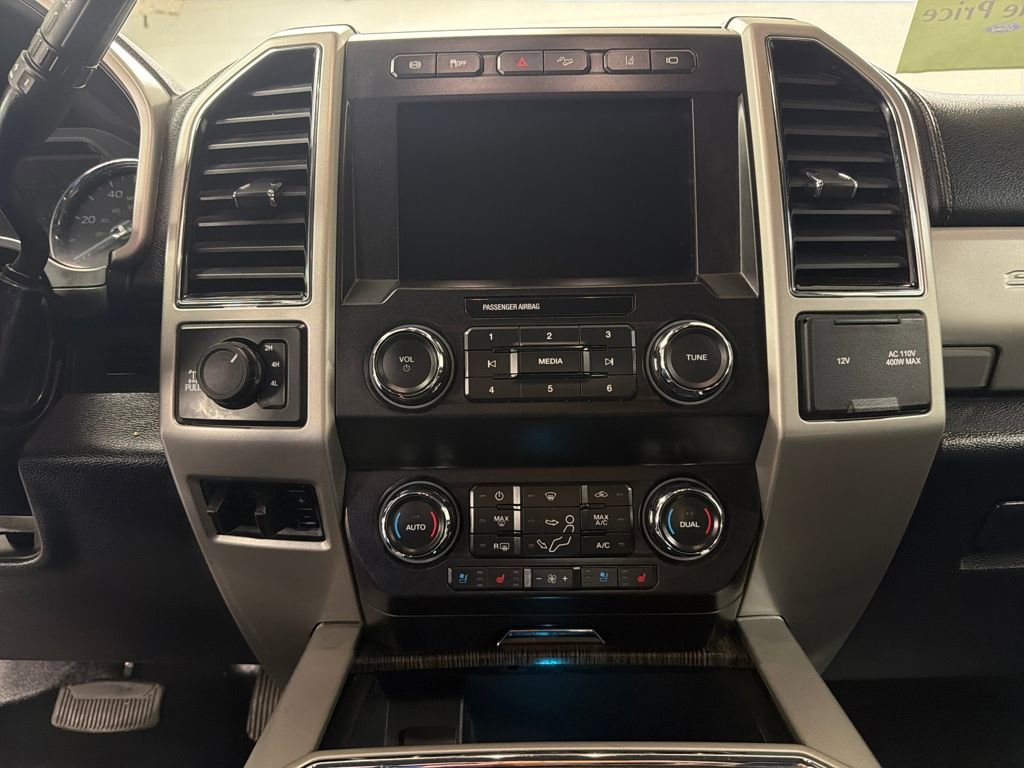 Used 2020 Ford F250 Lariat w/ Lariat Value Package image 23