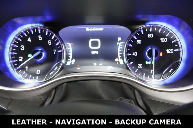 New 2026 Chrysler Pacifica Select image 17