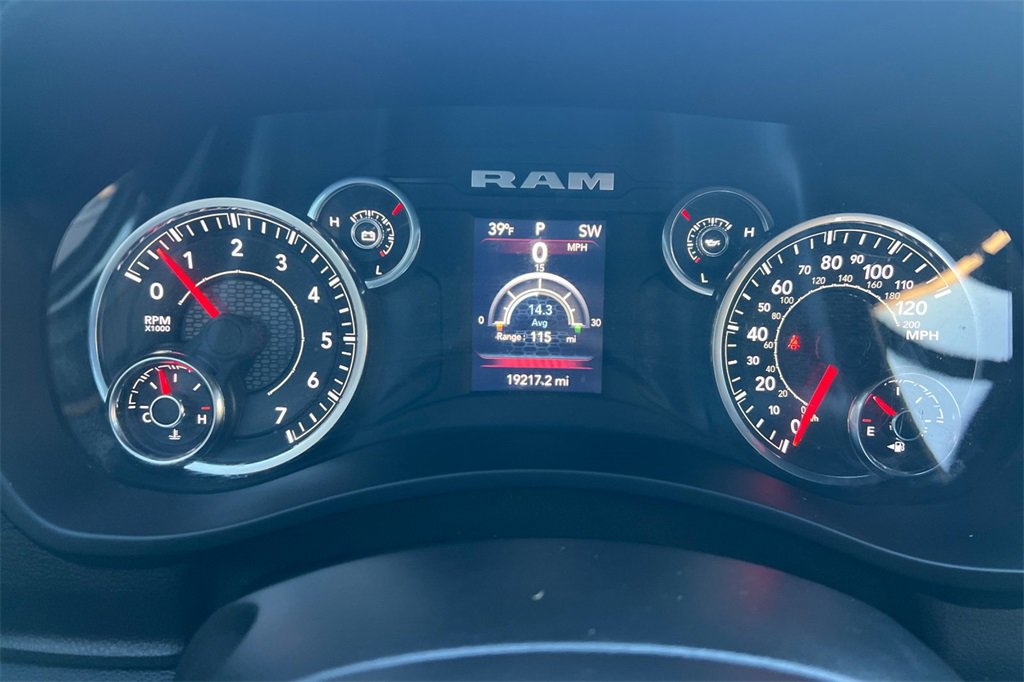 Used 2024 RAM 2500 Tradesman w/ Chrome Appearance Group image 24