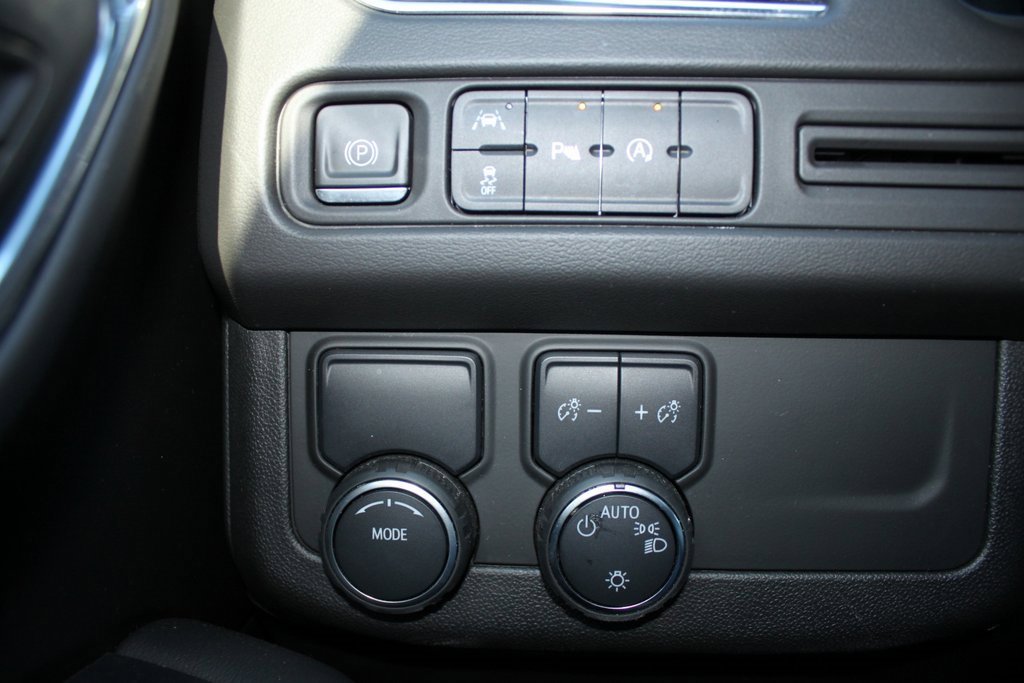 Used 2023 Chevrolet Tahoe LS image 13