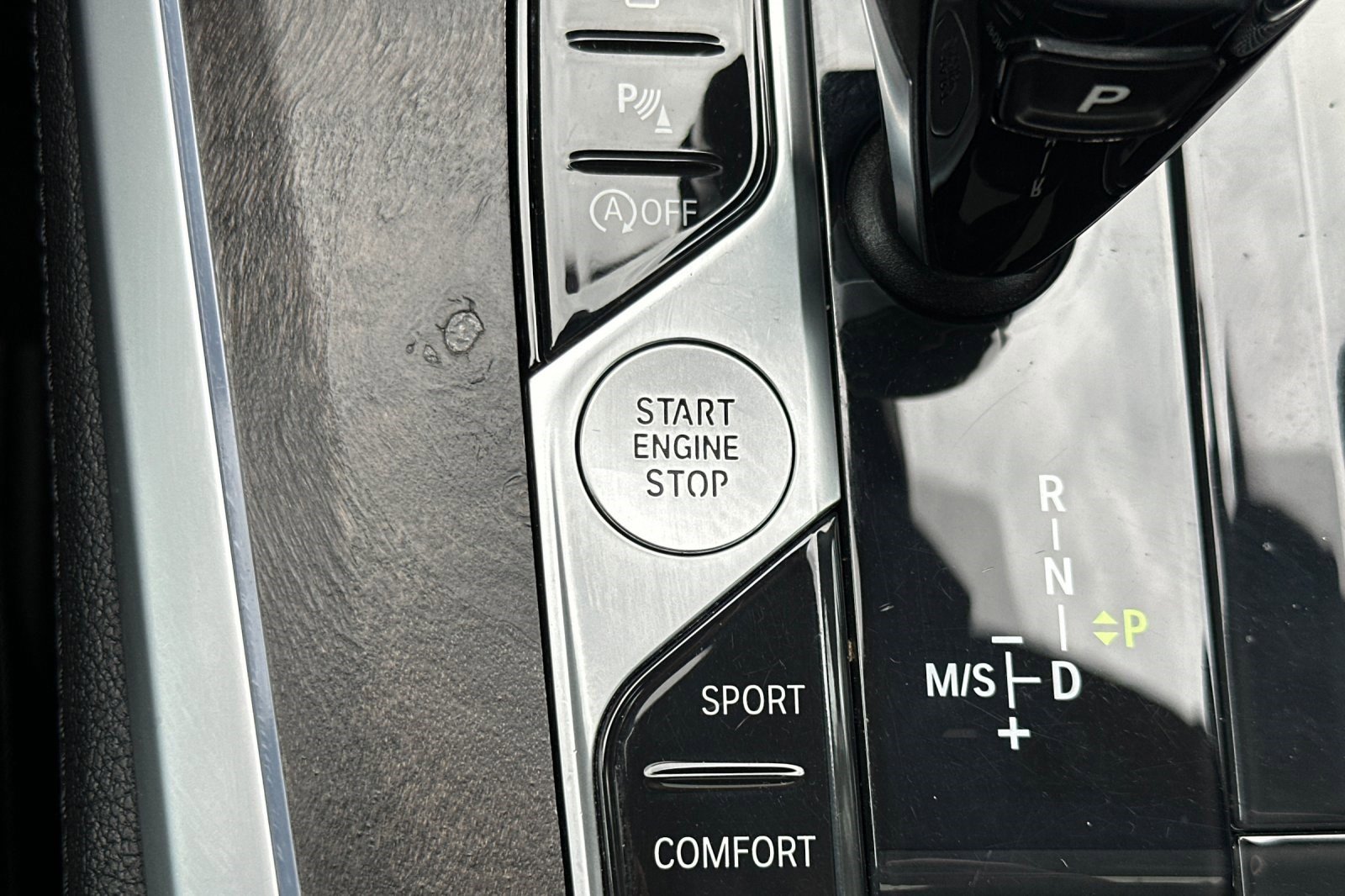 Used 2020 BMW X5 sDrive40i w/ Premium Package image 28