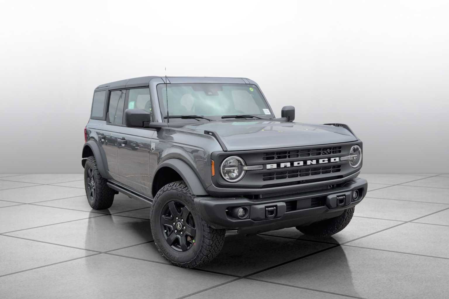 New 2025 Ford Bronco Big Bend w/ Black Diamond Package image 2