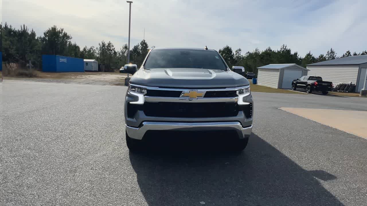 New 2026 Chevrolet Silverado 1500 LT image 3