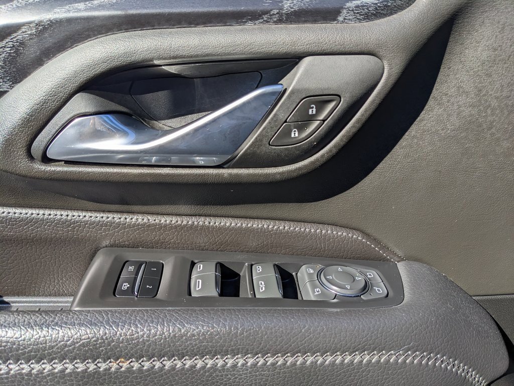 Used 2024 GMC Yukon XL Denali image 60