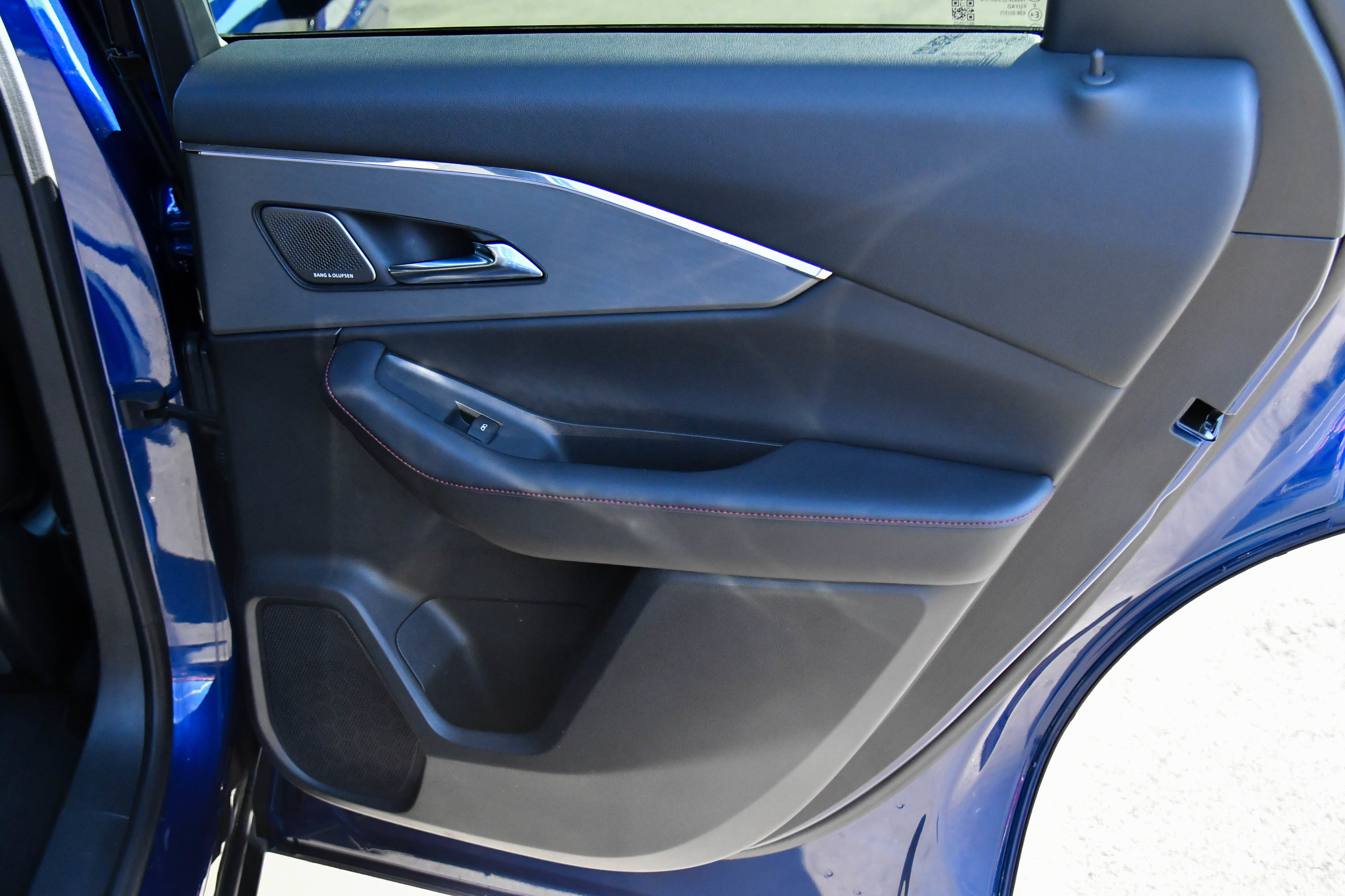 Used 2024 Acura ZDX A-Spec image 48