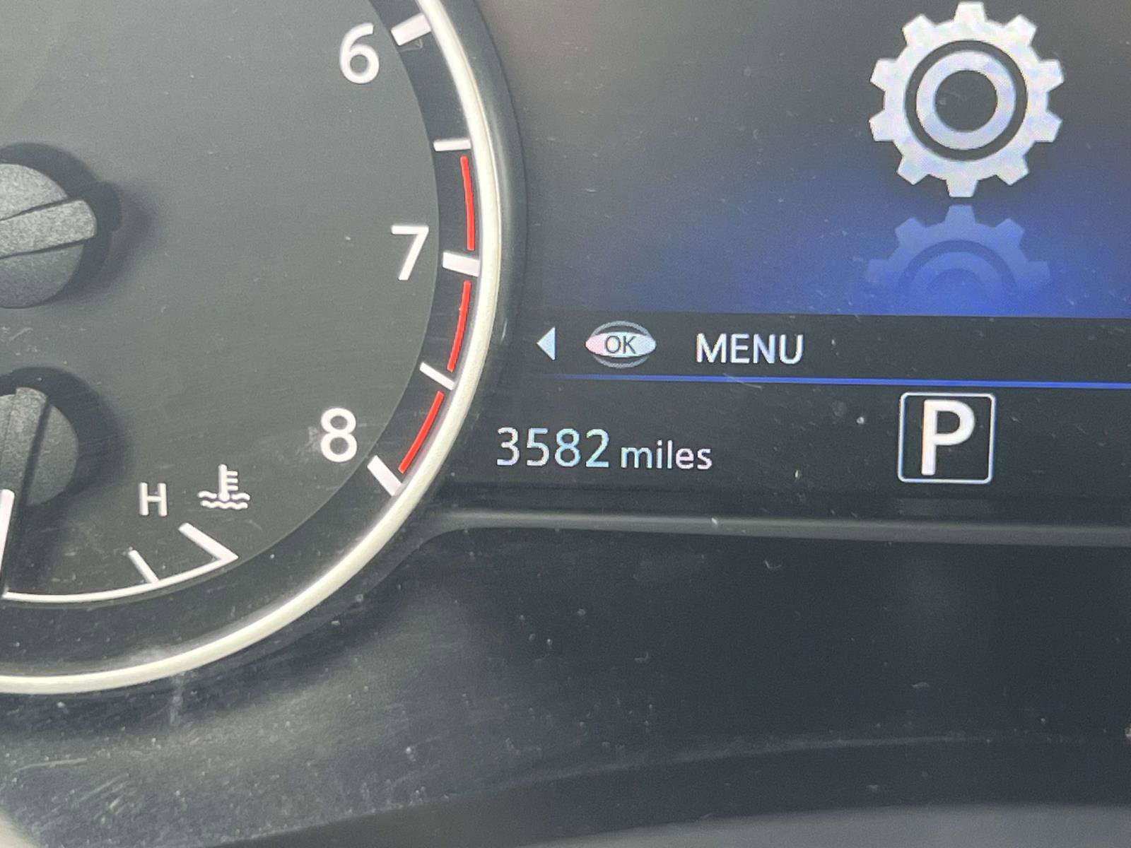 Used 2024 Nissan Murano Platinum w/ Cargo Package image 24