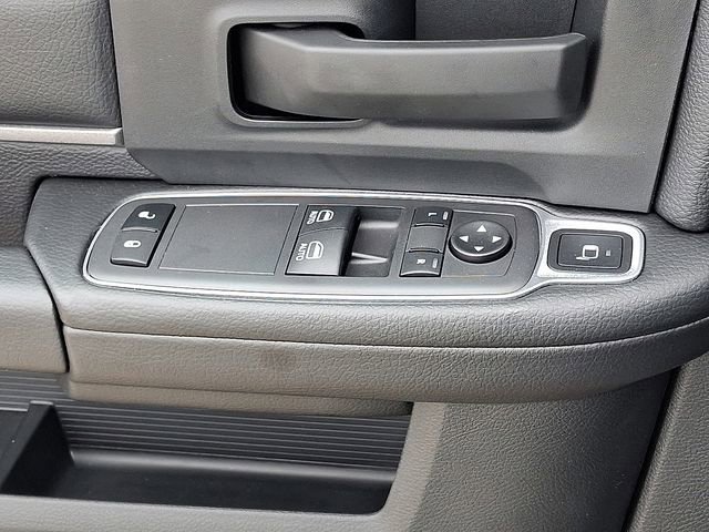 Used 2024 RAM 2500 Tradesman w/ Chrome Appearance Group image 21