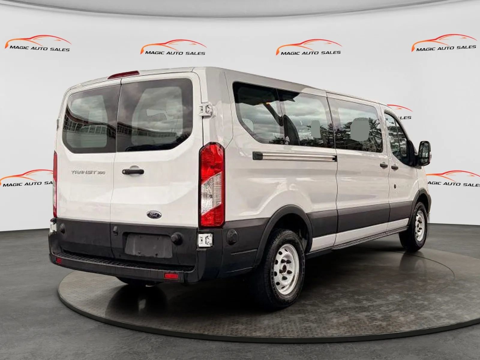 Used 2019 Ford Transit 350 XL RWD image 9