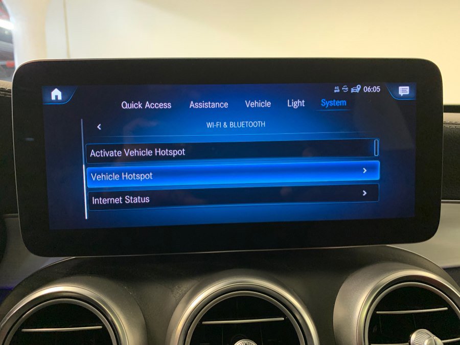 Used 2022 Mercedes-Benz GLC 300 4MATIC Coupe image 43