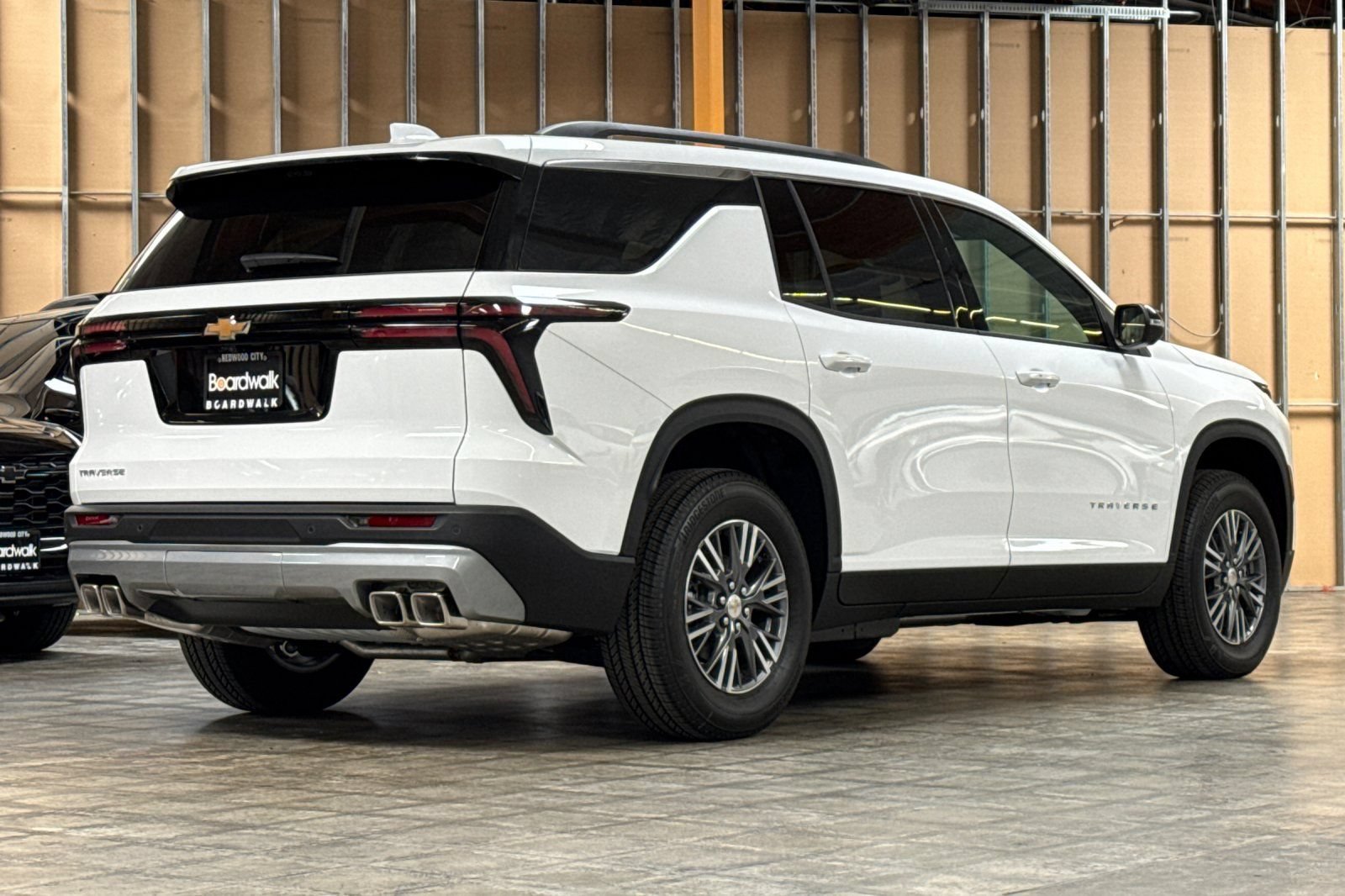 New 2026 Chevrolet Traverse LT w/ Driver Confidence Package FWD image 4