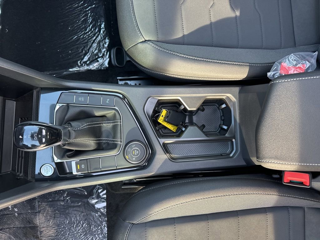 New 2026 Volkswagen Taos SE image 26