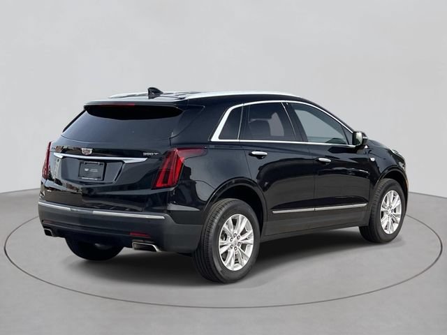 Certified 2024 Cadillac XT5 Luxury w/ LPO, Floor Liner Package AWD/4WD image 4