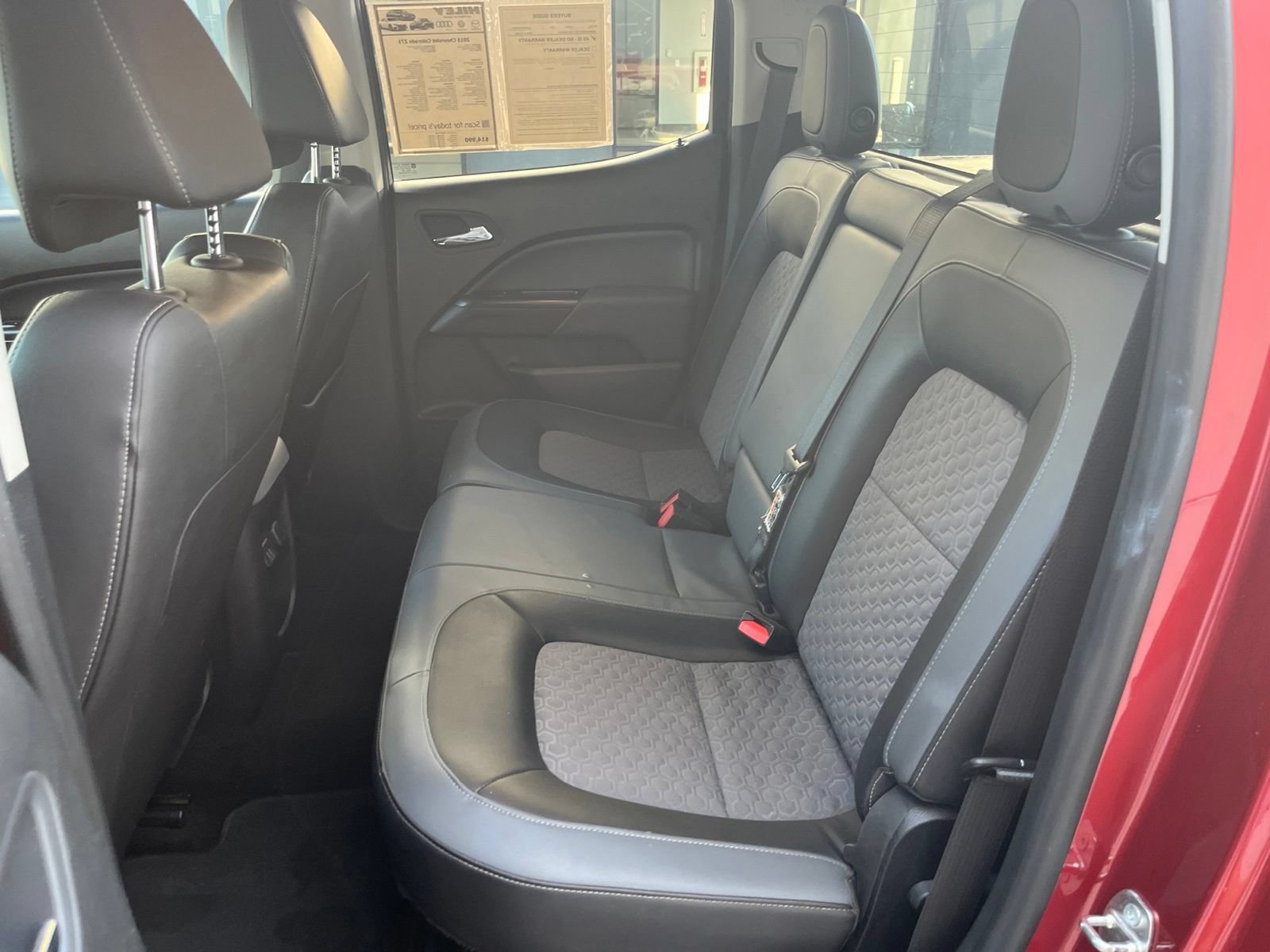 Used 2015 Chevrolet Colorado Z71 RWD image 23