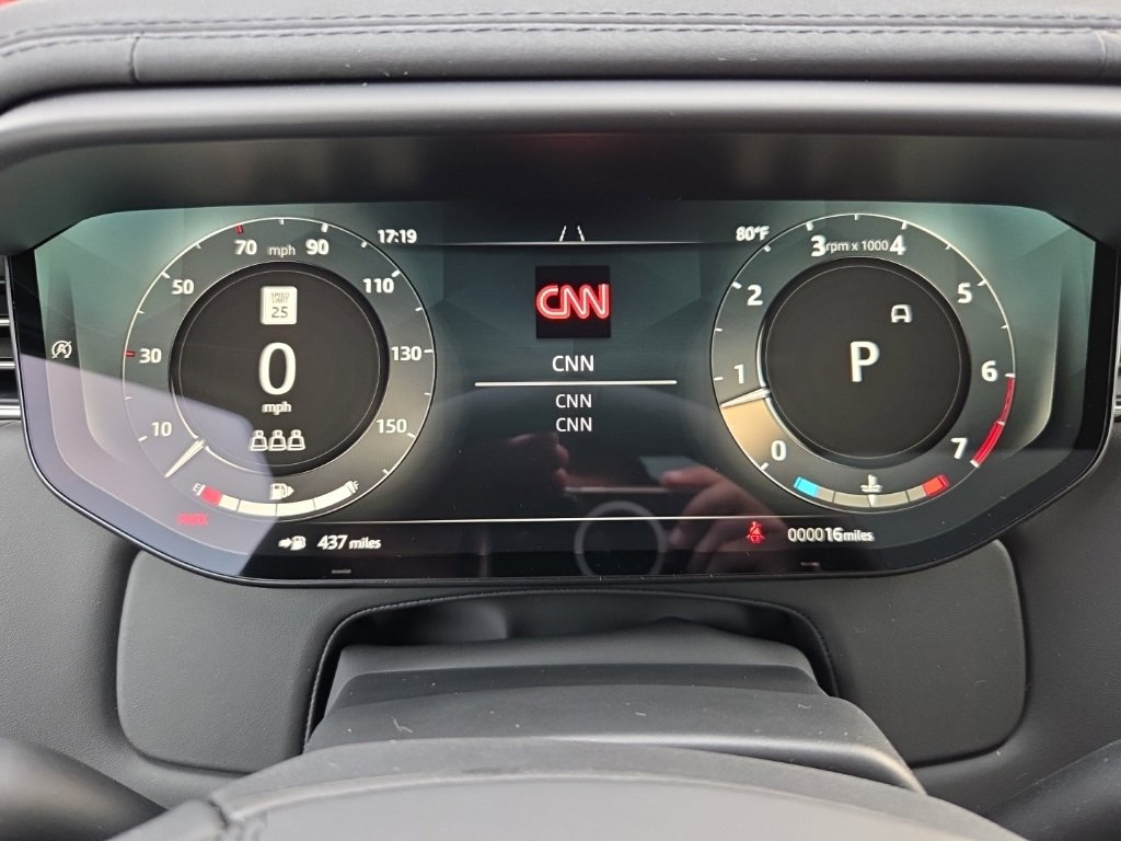 New 2025 Land Rover Range Rover Sport SE image 27