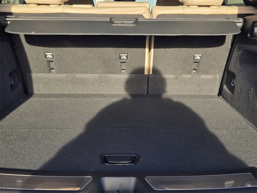 New 2025 Cadillac Lyriq Sport image 33