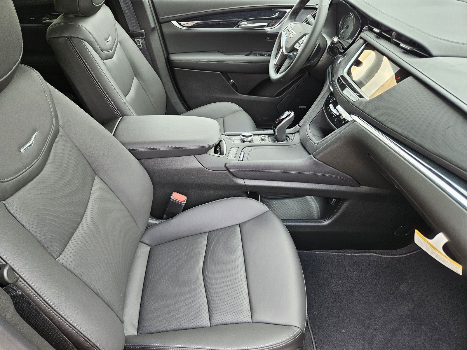 New 2026 Cadillac XT5 Premium Luxury FWD image 10
