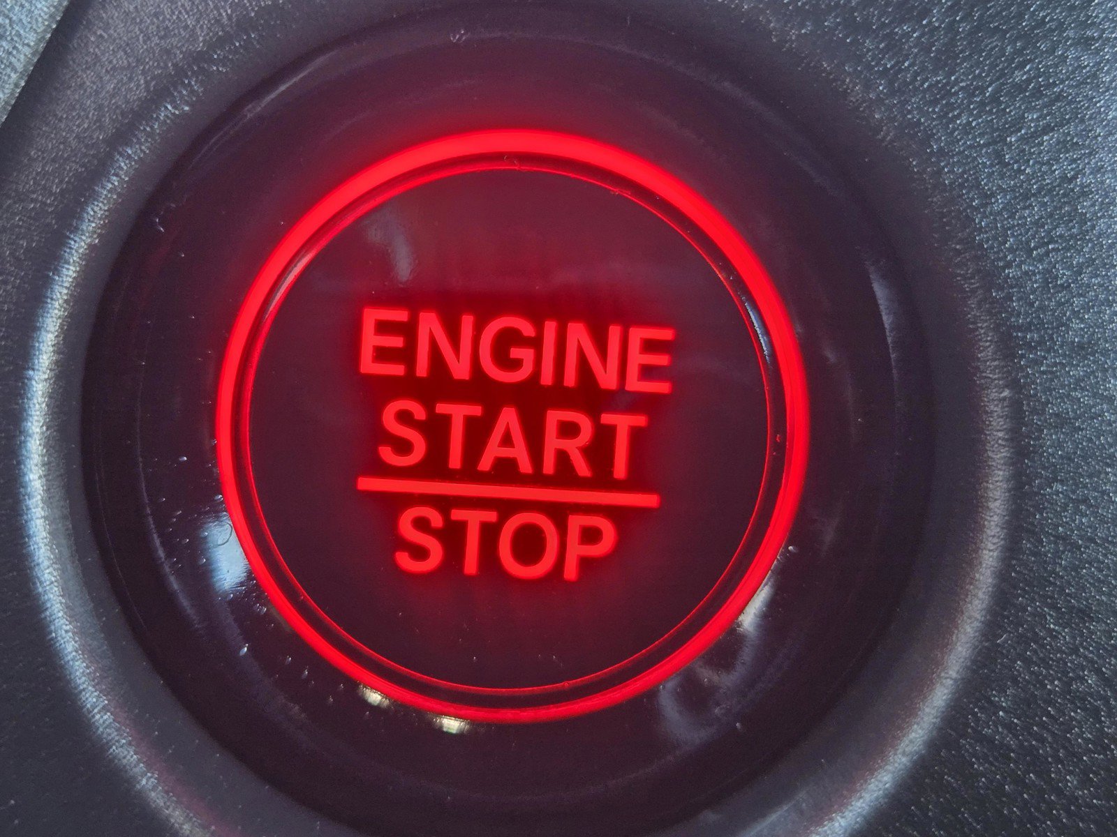 Used 2025 Honda Pilot Sport image 17