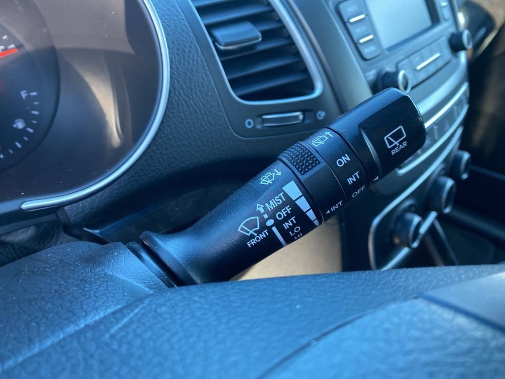 Used 2015 Kia Sorento LX image 15