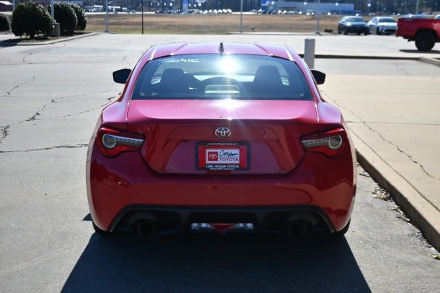 Used 2019 Toyota 86 image 3