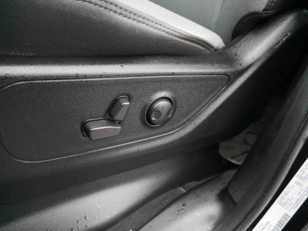 Certified 2022 RAM 1500 Big Horn w/ Trailer Tow Group image 31