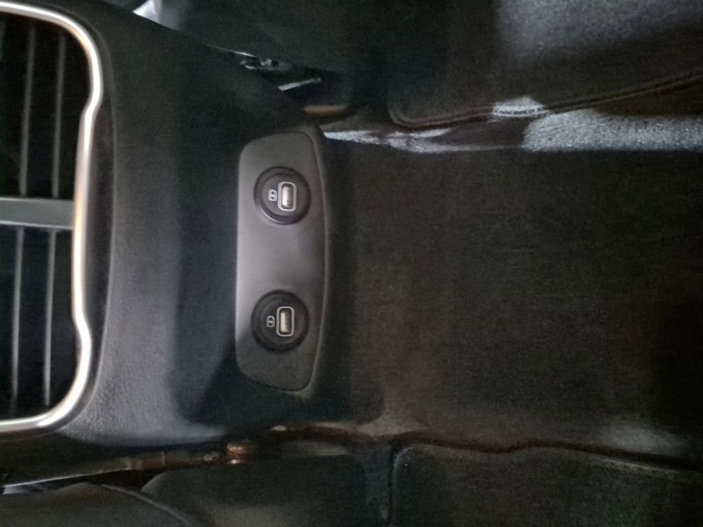 Used 2022 Hyundai Santa Fe SEL image 31