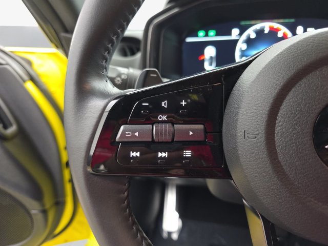 Used 2024 Nissan Z Sport w/ Floor Mat Package RWD image 17