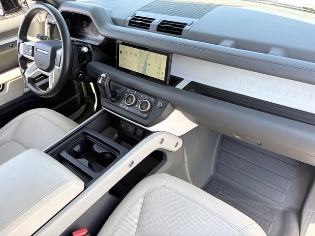 Used 2024 Land Rover Defender 90 S AWD/4WD image 21