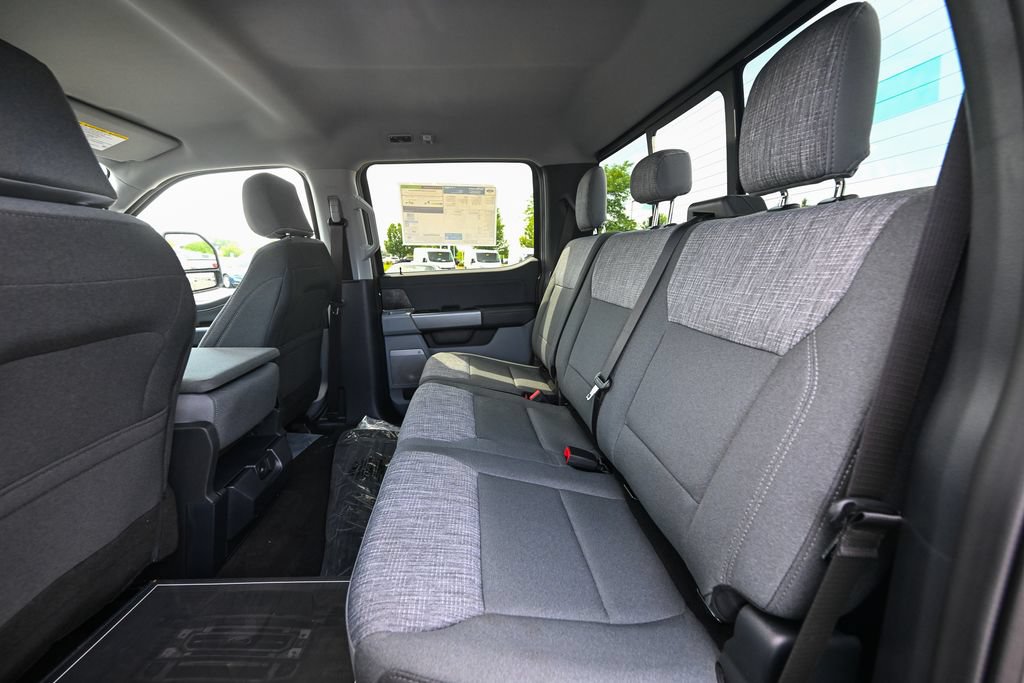 New 2026 Ford F350 XLT w/ XLT Premium Package AWD/4WD image 18