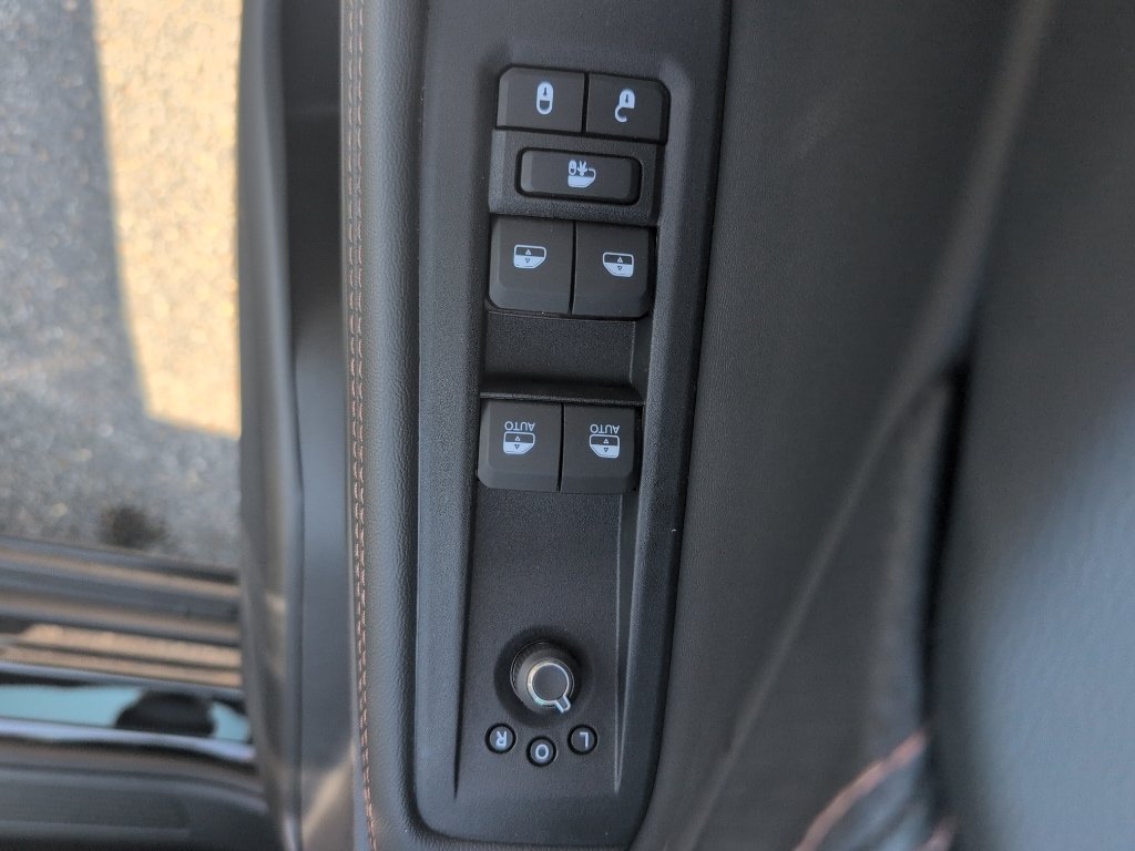 New 2026 Jeep Cherokee Limited AWD/4WD image 21